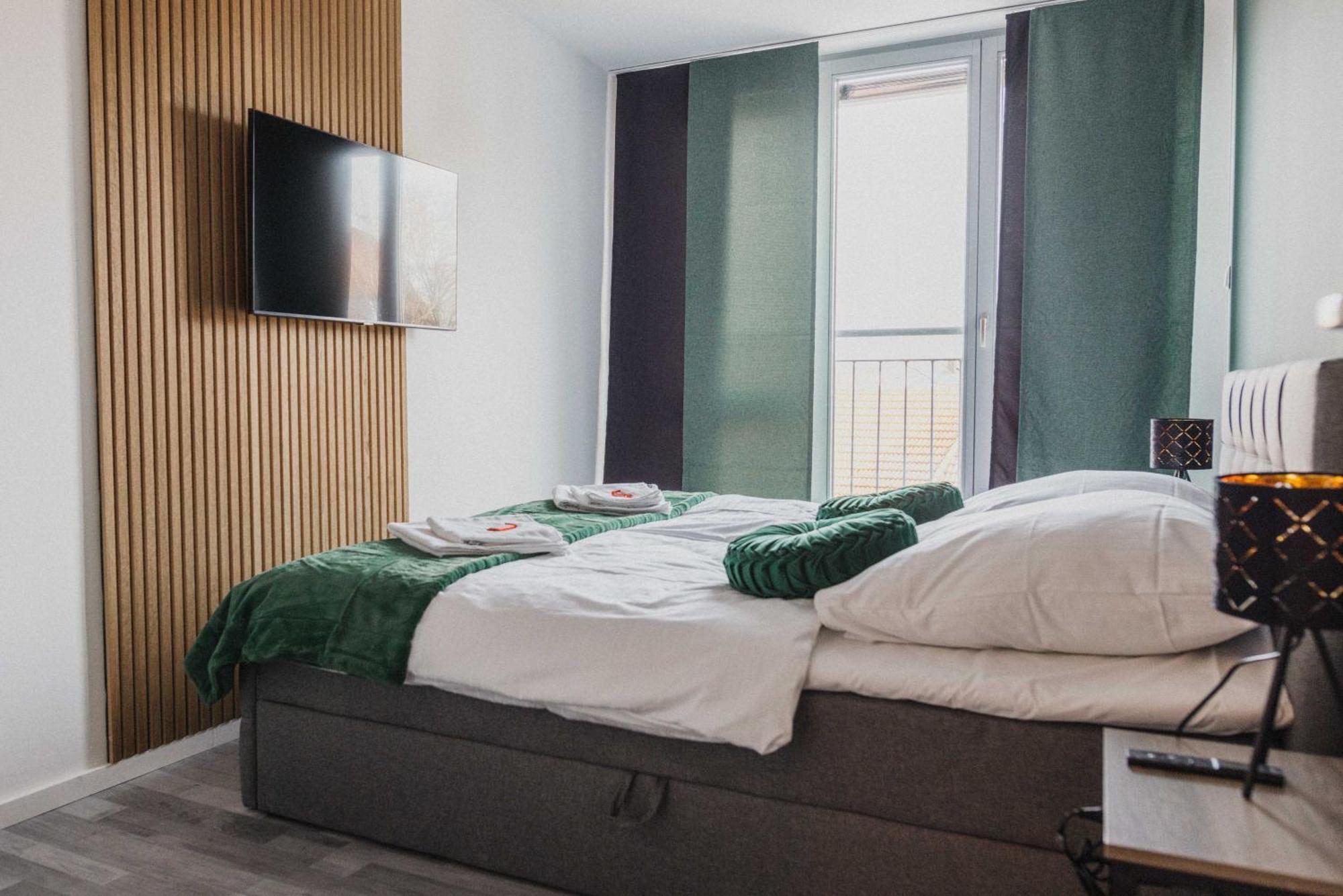 Luxury 4 Bedroom Apartment/Therme Erding/Parking Buitenkant foto