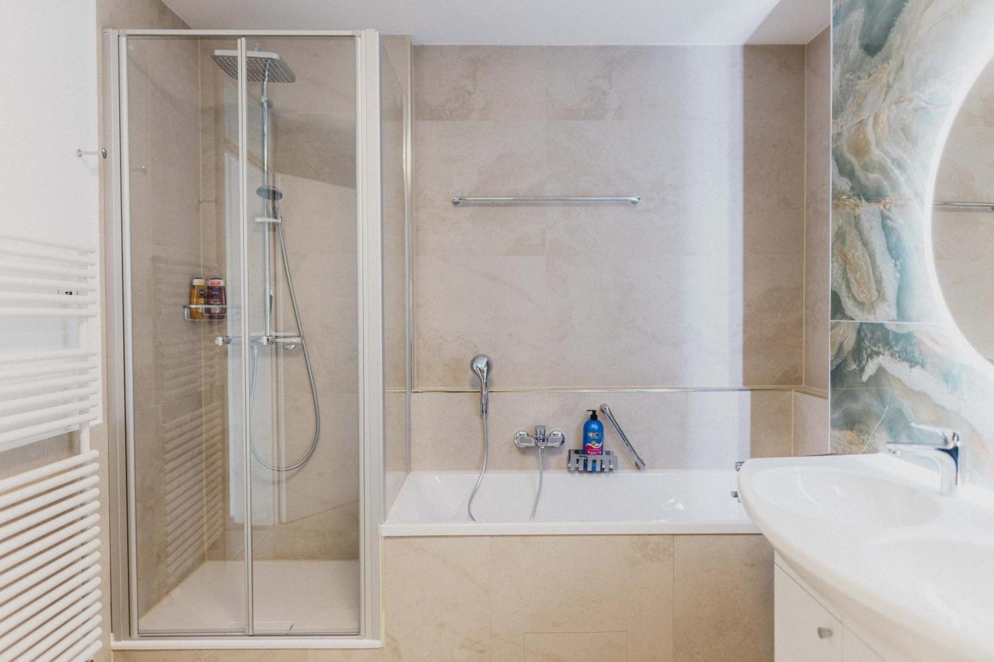 Luxury 4 Bedroom Apartment/Therme Erding/Parking Buitenkant foto