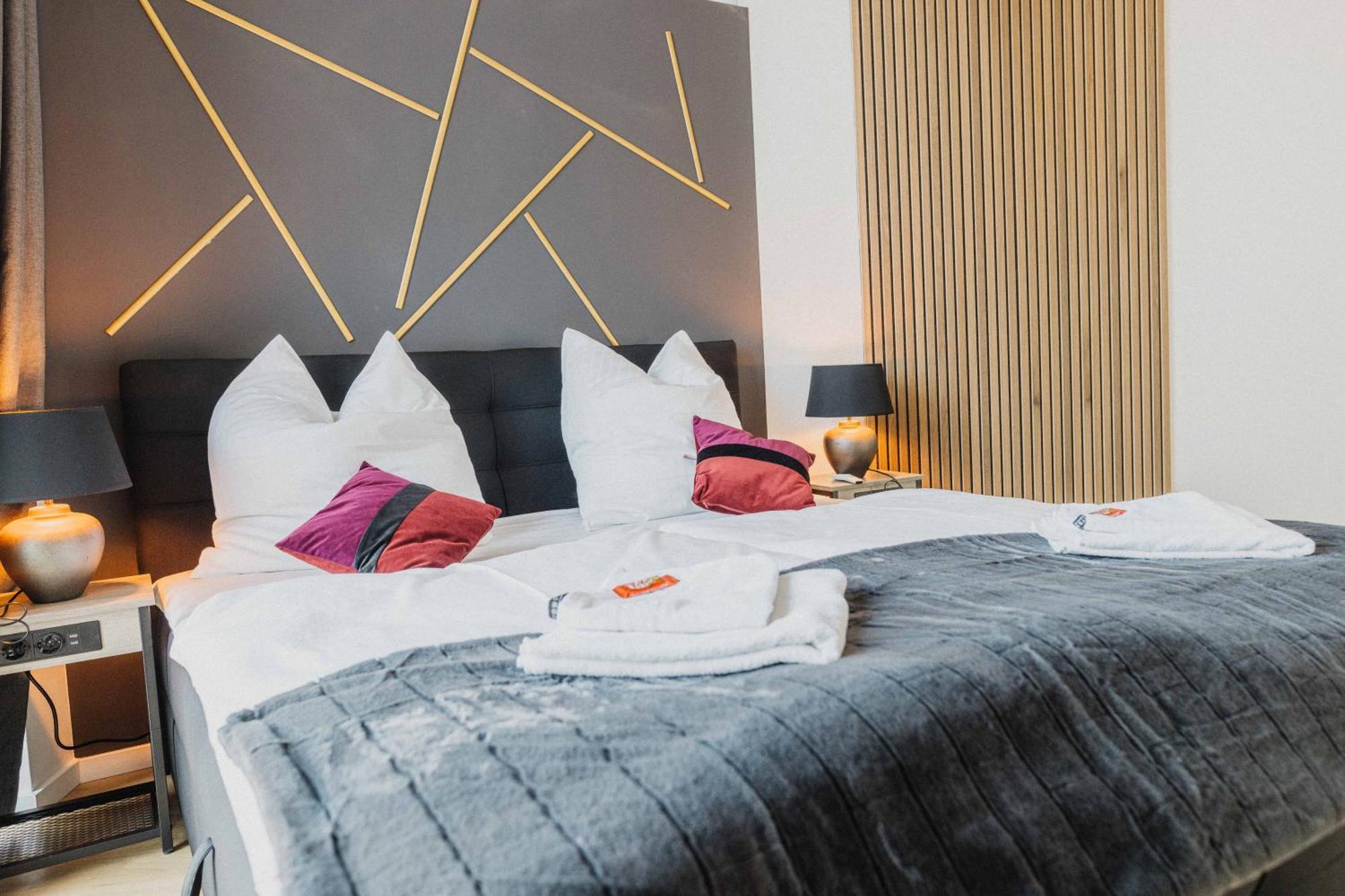 Luxury 4 Bedroom Apartment/Therme Erding/Parking Buitenkant foto